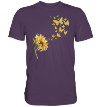Laden Sie das Bild in den Galerie-Viewer, Schmetterling Sonnenblumen T-Shirt Garten Motiv Gärtner Geschenk Sommer