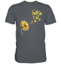 Laden Sie das Bild in den Galerie-Viewer, Schmetterling Sonnenblumen T-Shirt Garten Motiv Gärtner Geschenk Sommer