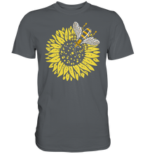 Laden Sie das Bild in den Galerie-Viewer, Biene Sonnenblumen T-Shirt Gärtner Imker Geschenk Garten