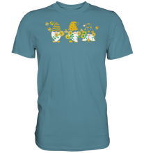 Laden Sie das Bild in den Galerie-Viewer, Gartenzwerge Sonnenblumen T-Shirt Garten Motiv Gärtner Geschenk
