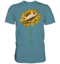 Laden Sie das Bild in den Galerie-Viewer, Labrador Sonnenblumen T-Shirt Garten Motiv Gärtner Hunde Geschenk
