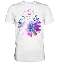 Laden Sie das Bild in den Galerie-Viewer, Frauen Galaxie Schmetterling T-Shirt