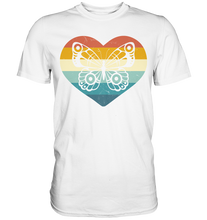 Laden Sie das Bild in den Galerie-Viewer, Retro Schmetterling T-Shirt
