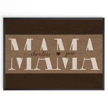 Laden Sie das Bild in den Galerie-Viewer, Personalisiertes Mama Poster mit Namen – Holzoptik Wandbild – Geschenk für Mama, Muttertag Geschenk, Familienposter personalisiert
