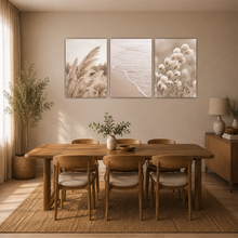 Laden Sie das Bild in den Galerie-Viewer, Strand Poster 3er Set Beige Pampasgras Meer Boho Wandbilder
