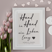 Laden Sie das Bild in den Galerie-Viewer, Hand in Hand ein Leben lang - Personalisiertes Partner Poster mit Namen &amp; Datum | Jahrestag Geschenk zur Hochzeit Poster
