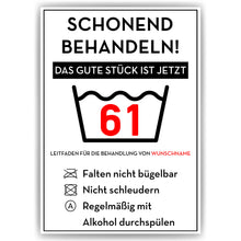 Laden Sie das Bild in den Galerie-Viewer, Personalisiertes Geschenk zum 61. Geburtstag Frau Mann Wäsche Lustige Geschenkidee 61 Jahre Geburtstagskarte Witzige Party Deko
