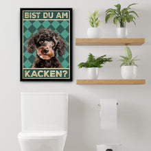 Laden Sie das Bild in den Galerie-Viewer, Pudel - Bist du am Kacken? Hunde Poster Badezimmer Gästebad Wandbild Klo Toilette Dekoration Lustiges Gäste-WC Bild DIN A4
