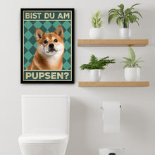 Laden Sie das Bild in den Galerie-Viewer, Shiba Inu - Bist du am Pupsen? Hunde Poster Badezimmer Gästebad Wandbild Klo Toilette Dekoration Lustiges Gäste-WC Bild DIN A4
