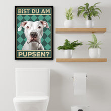 Laden Sie das Bild in den Galerie-Viewer, Dogo Argentino - Bist du am Pupsen? Hunde Poster Badezimmer Gästebad Wandbild Klo Toilette Dekoration Lustiges Gäste-WC Bild DIN A4
