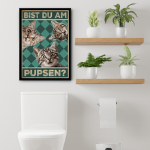 Laden Sie das Bild in den Galerie-Viewer, Bist du am Pupsen? Katzen Poster Badezimmer Gästebad Wandbild Klo Toilette Dekoration Lustiges Gäste-WC Bild DIN A4 - Katzen 02

