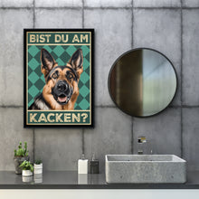 Laden Sie das Bild in den Galerie-Viewer, Deutscher Schäferhund - Bist du am Kacken? Hunde Poster Badezimmer Gästebad Wandbild Klo Toilette Dekoration Lustiges Gäste-WC Bild DIN A4
