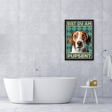 Laden Sie das Bild in den Galerie-Viewer, Beagle - Bist du am Pupsen? Hunde Poster Badezimmer Gästebad Wandbild Klo Toilette Dekoration Lustiges Gäste-WC Bild DIN A4
