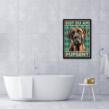Laden Sie das Bild in den Galerie-Viewer, Mastiff - Bist du am Pupsen? Hunde Poster Badezimmer Gästebad Wandbild Klo Toilette Dekoration Lustiges Gäste-WC Bild DIN A4
