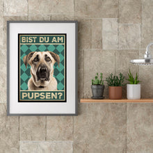 Laden Sie das Bild in den Galerie-Viewer, Kangal - Bist du am Pupsen? Hunde Poster Badezimmer Gästebad Wandbild Klo Toilette Dekoration Lustiges Gäste-WC Bild DIN A4
