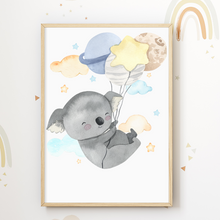 Laden Sie das Bild in den Galerie-Viewer, Luftballon Tiere Bilder 3er Set DIN A4 Kinderzimmer Wandbilder Babyzimmer Poster Dekoration - Fuchs Maus Hase Koala
