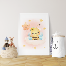 Laden Sie das Bild in den Galerie-Viewer, 3er Set Poster für Kinderzimmer Bilder Babyzimmer Babyparty Kinderposter Biene
