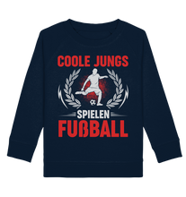 Laden Sie das Bild in den Galerie-Viewer, Coole Jungs spielen Fußball Sweatshirt Jungen Fußballspieler Geschenk
