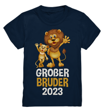 Laden Sie das Bild in den Galerie-Viewer, Löwen Großer Bruder 2023 T-Shirt
