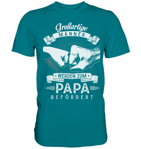 Großartige Männer werden zum Papa befördert T-Shirt