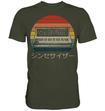 Laden Sie das Bild in den Galerie-Viewer, Retro Modular Synthesizer Musikproduzent Analog Japan T-Shirt

