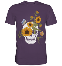 Laden Sie das Bild in den Galerie-Viewer, Totenkopf Sonnenblumen Shirt Gärtner Schmetterling Garten Motiv
