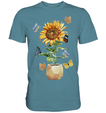 Laden Sie das Bild in den Galerie-Viewer, Schmetterling Sonnenblumen Shirt Gärtner Geschenk Garten
